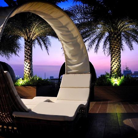 The Bazaar Hotel Bangkok Esterno foto