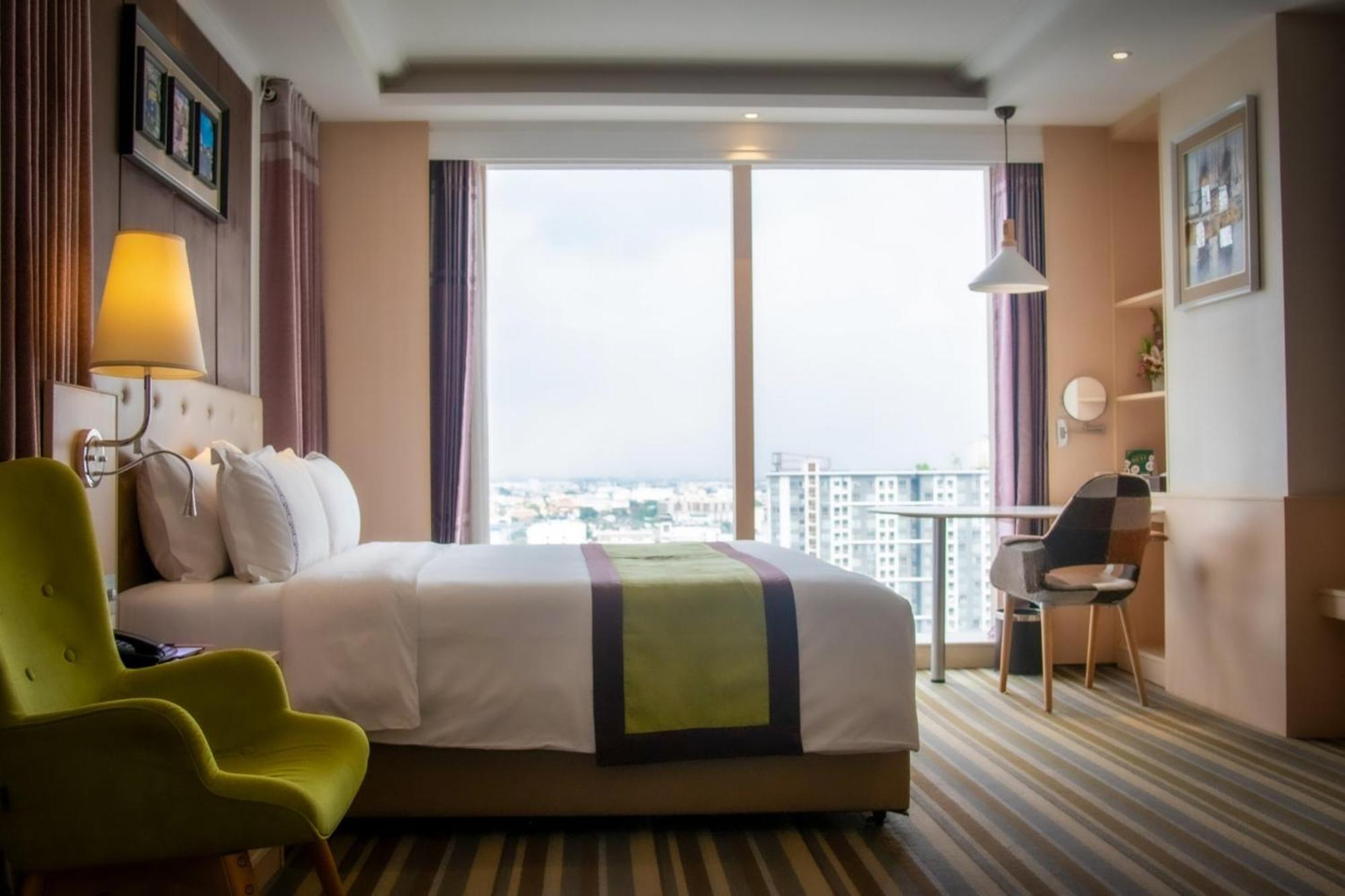The Bazaar Hotel Bangkok Esterno foto