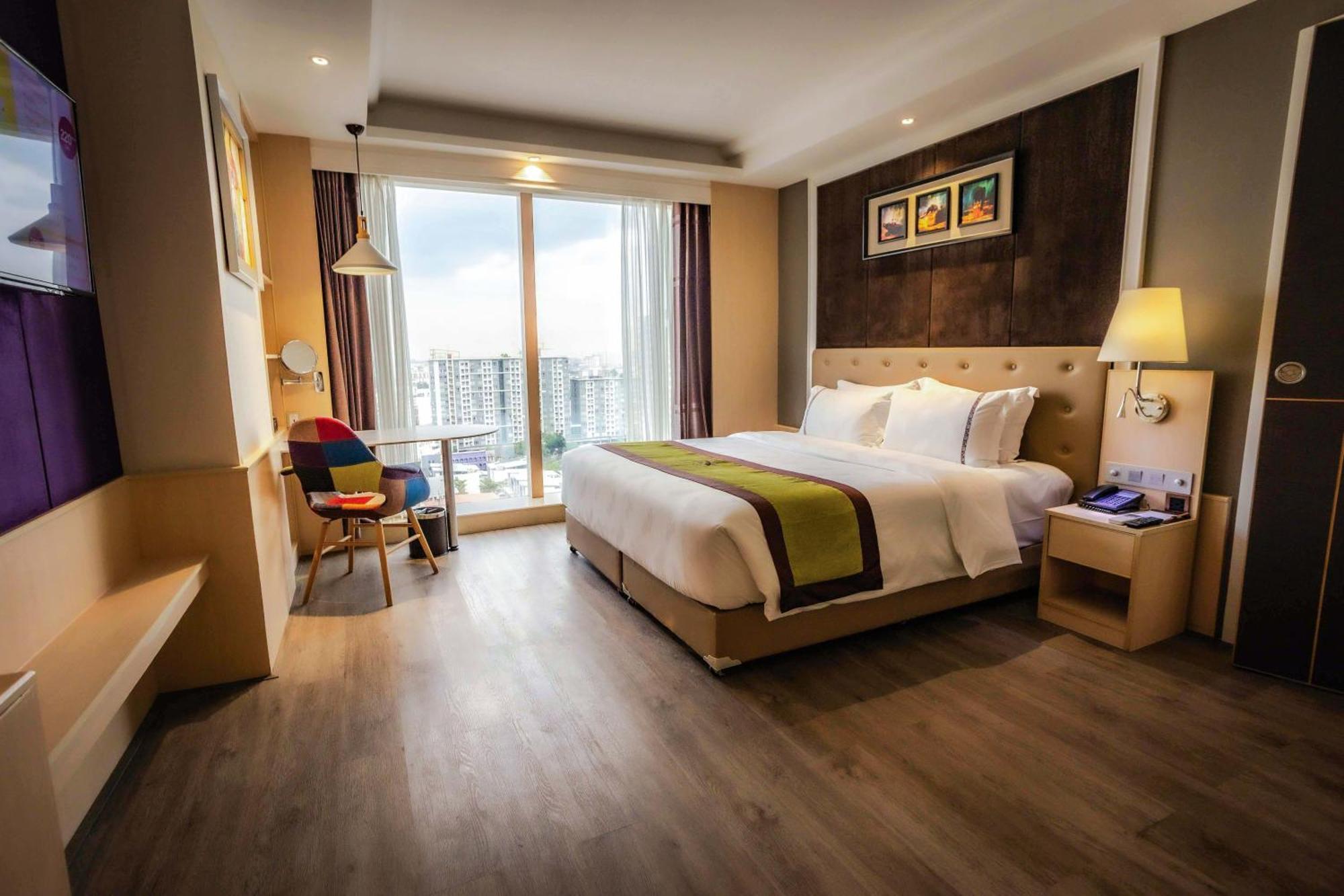 The Bazaar Hotel Bangkok Esterno foto